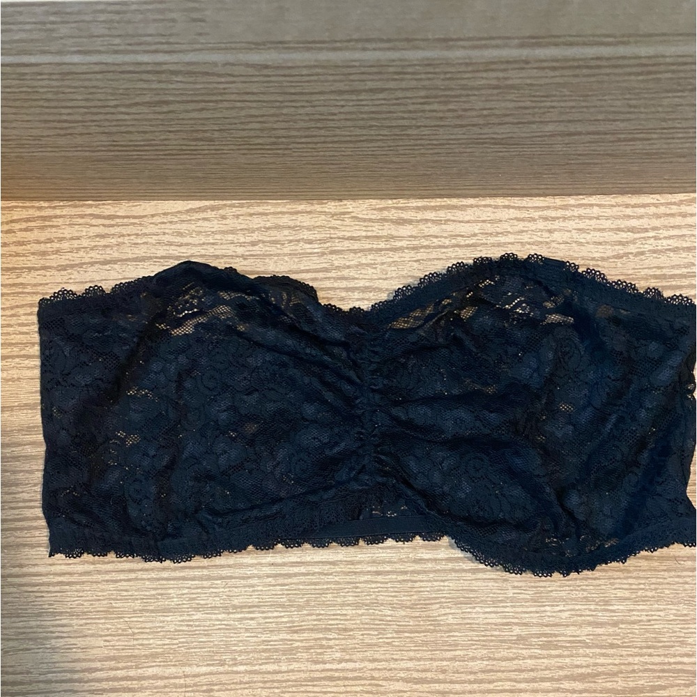 Torrid strapless bandeau size 2